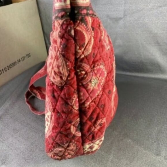 Jordan Accessories NYC Pink Paisley Handbag with Wallet attached inside. 10x10 - Picture 3 of 9